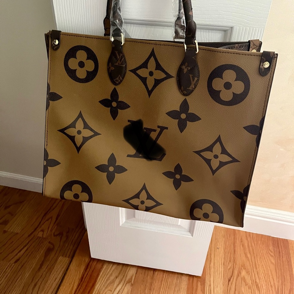 On the Go Tote
